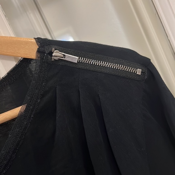 Gap 1/4 length sleeve top in Black XS - Picture 3 of 8